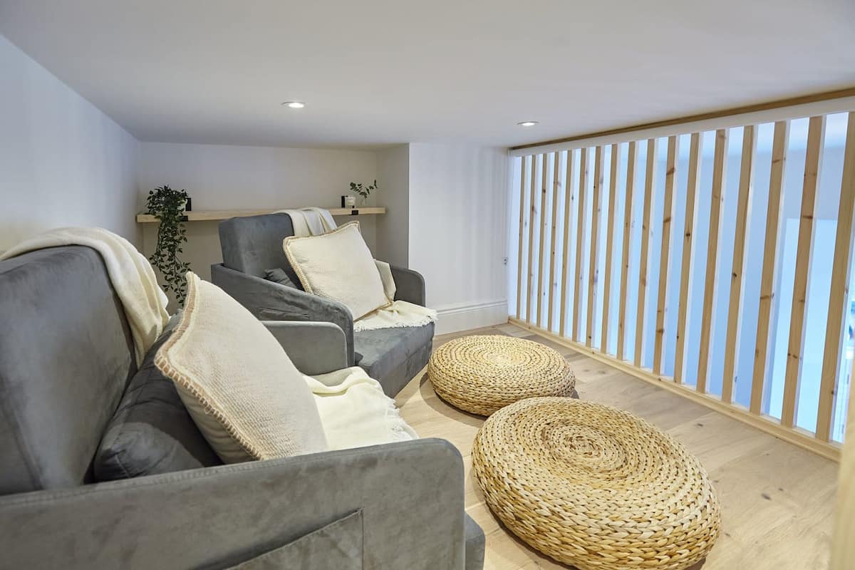 Mark Casserly Painter & Decorator — Photos 10